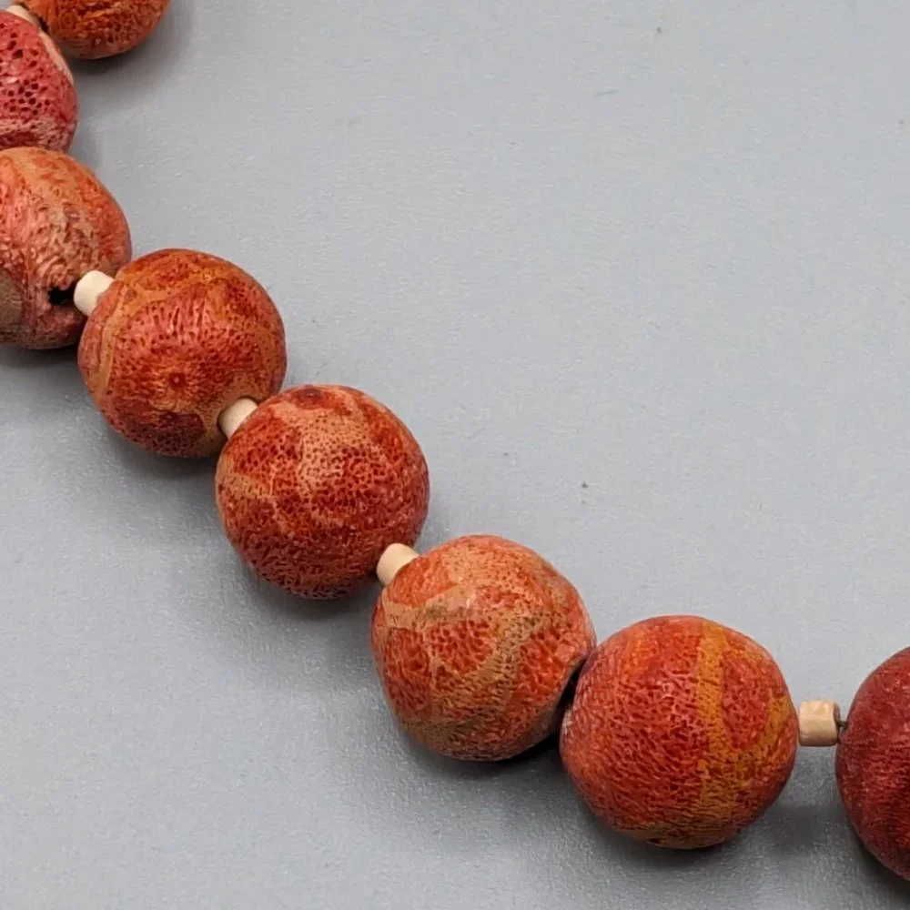 COPY - Vintage Raw Unpolished Natural Coral Bead Necklace - Picture 11 of 15